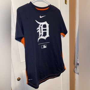Nike Detroit Tigers Shirt